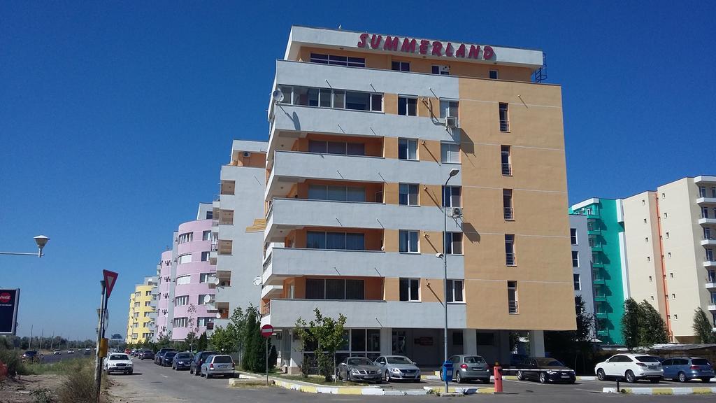 Rose Nord Summerland Mamaia